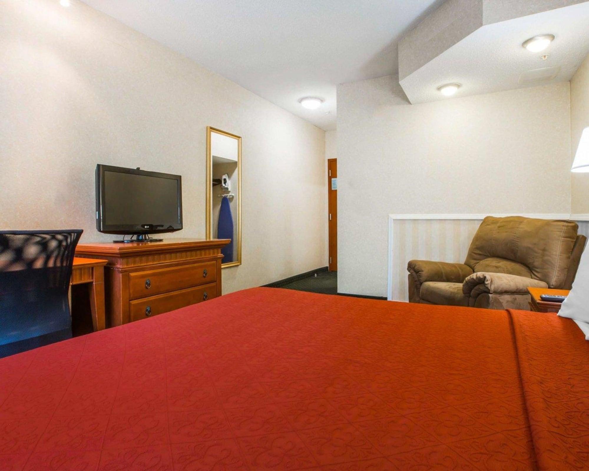 Econo Lodge Glens Falls - Lake George Kültér fotó