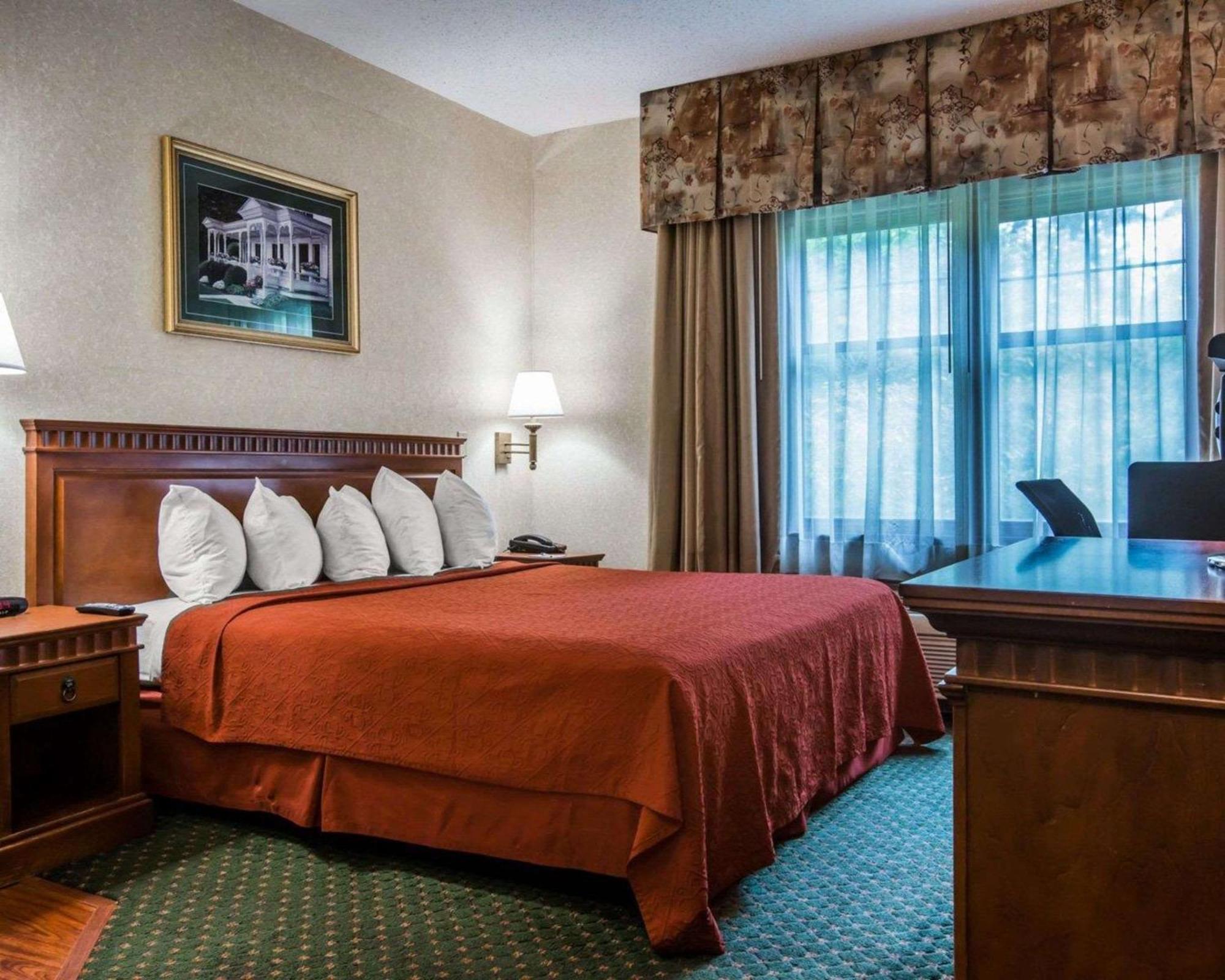 Econo Lodge Glens Falls - Lake George Kültér fotó