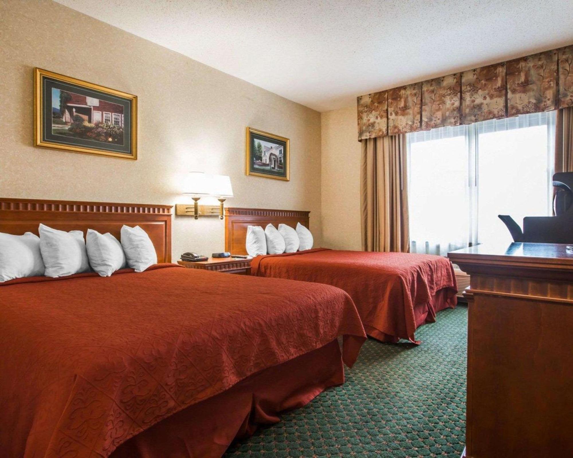 Econo Lodge Glens Falls - Lake George Kültér fotó