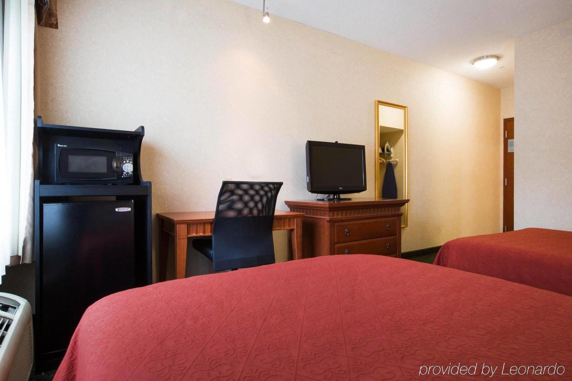 Econo Lodge Glens Falls - Lake George Kültér fotó