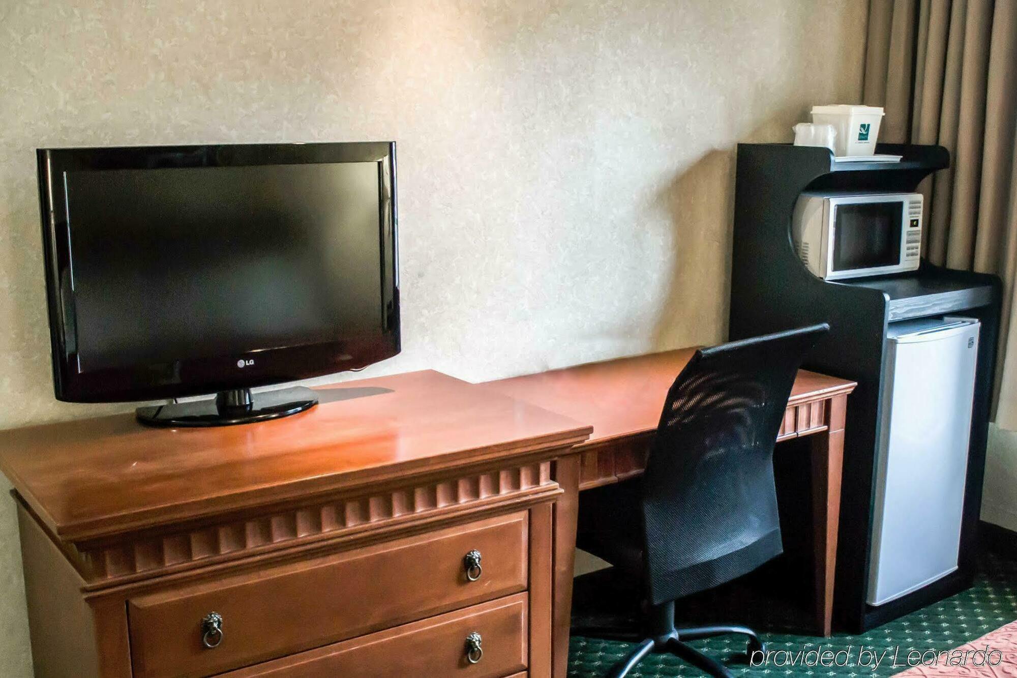 Econo Lodge Glens Falls - Lake George Kültér fotó